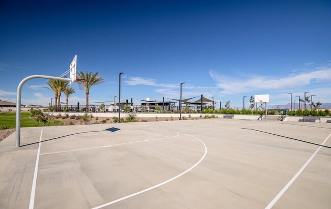 Building Photo - Spacious, Stylish, and Ready for You!