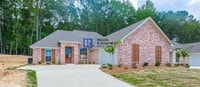 Building Photo - 3 Bed/2 Bath Home in Silver Ridge