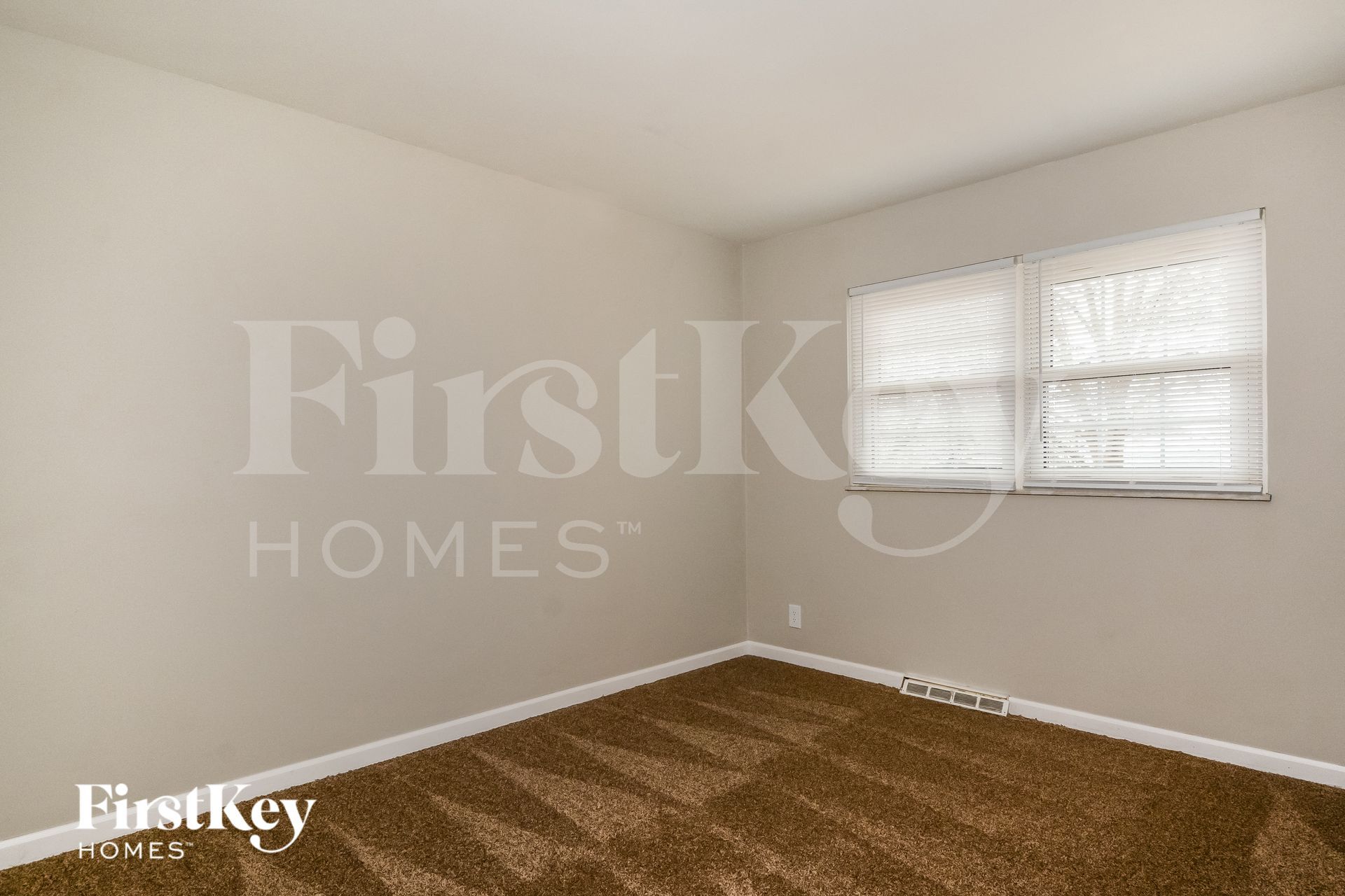 Building Photo - 10522 Copperfield Dr