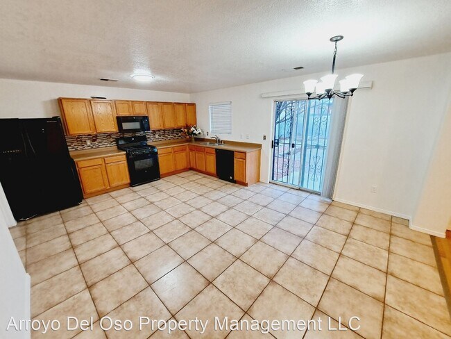 Building Photo - 4 br, 2 bath House - 10119 High Range Road SW