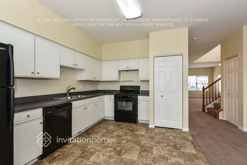 Building Photo - 2810 Sun Valley Dr