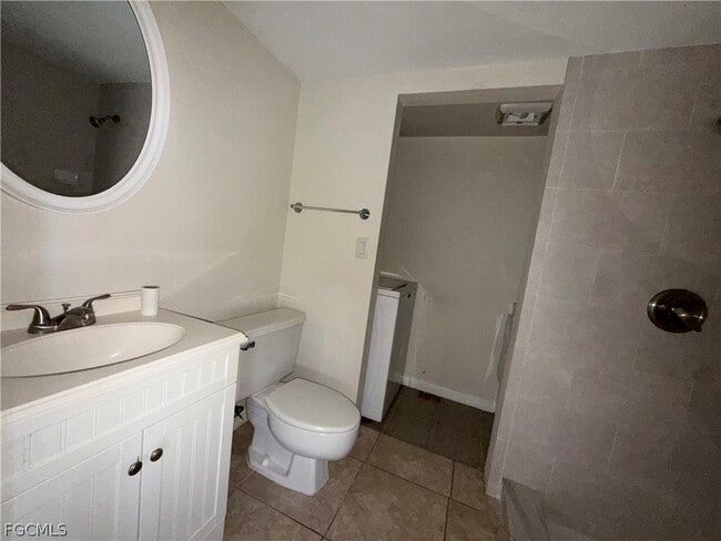 Building Photo - 1520 Park Meadows Dr