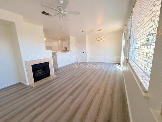 Building Photo - 24724 Ambervalley Ave