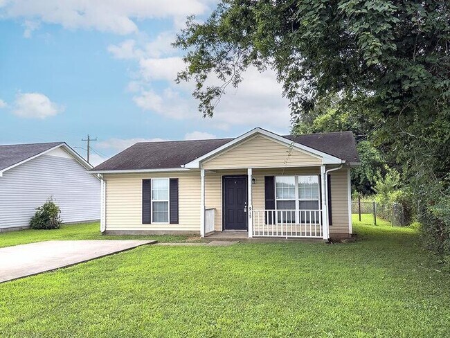 Building Photo - 915 State Line Rd