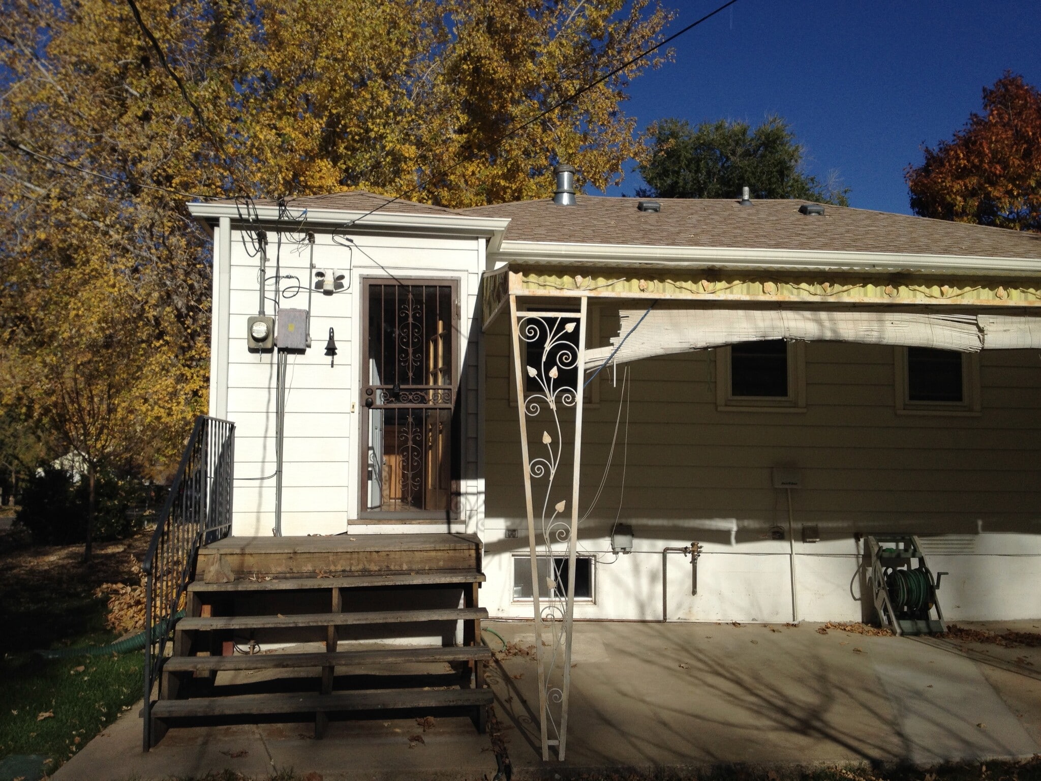 Building Photo - 2302 Willow Creek Dr