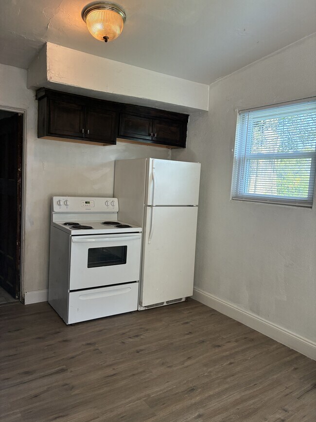 Building Photo - 2768 Hamilton Cir