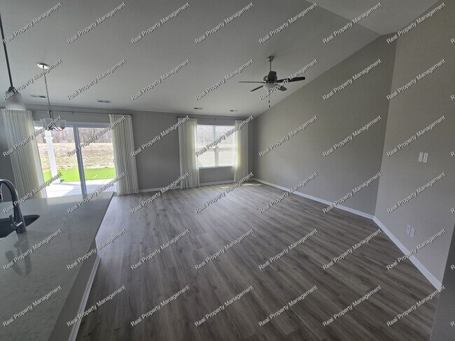 Building Photo - New Maintenance Free Two Bedroom Duplex