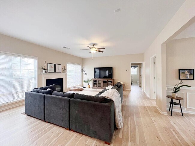 Building Photo - 514 Adeline Ct
