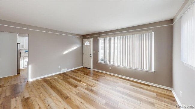 Building Photo - 1177 Connie Ave