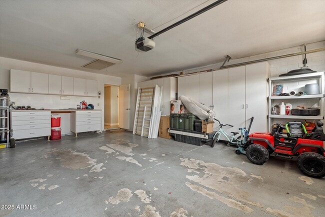 Building Photo - 3150 S Revere Cir