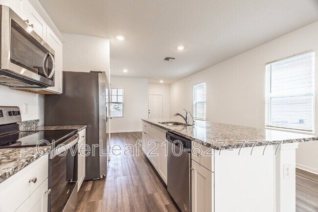 Building Photo - 8360 Falcon Meadow Dr