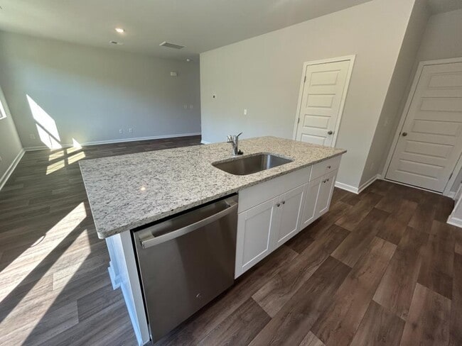 Building Photo - 762 Sturdy Root Pl