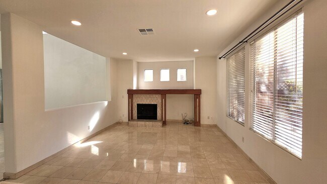 Building Photo - 5518 Manderston Dr