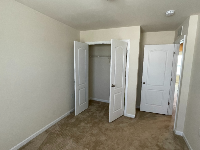 Building Photo - 104 Bertelli Ct