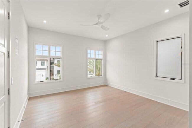 Building Photo - 4133 Grande Brick Lp