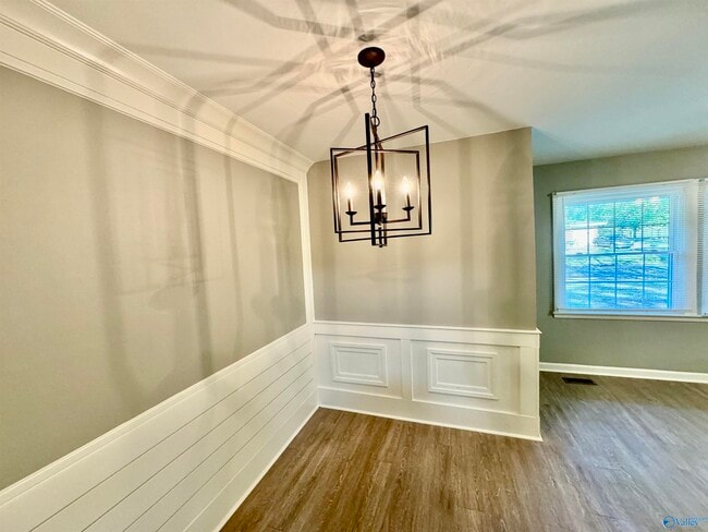 Building Photo - 2019 Lance Rd NW