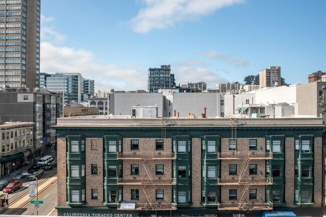Building Photo - 1600 California St