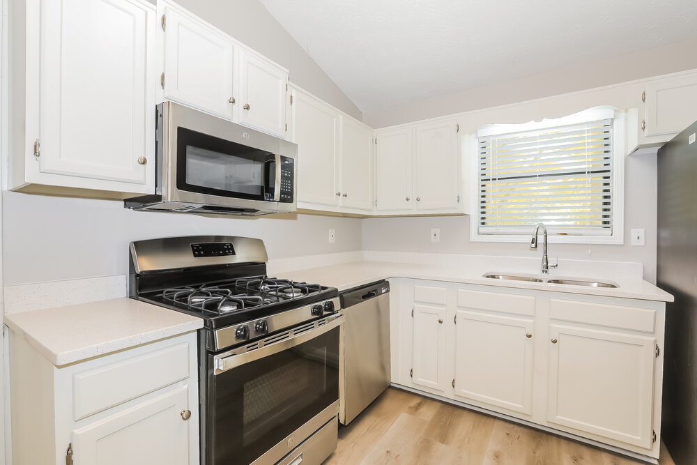 Building Photo - 3684 Linwood Way