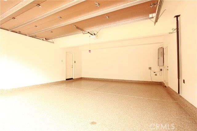 Building Photo - 99 Bianco