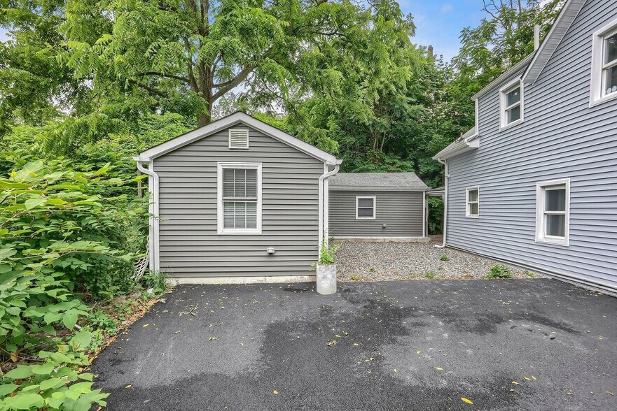 Building Photo - 763 Rte 9W