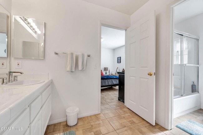 Building Photo - 5050 Golden Nugget Way