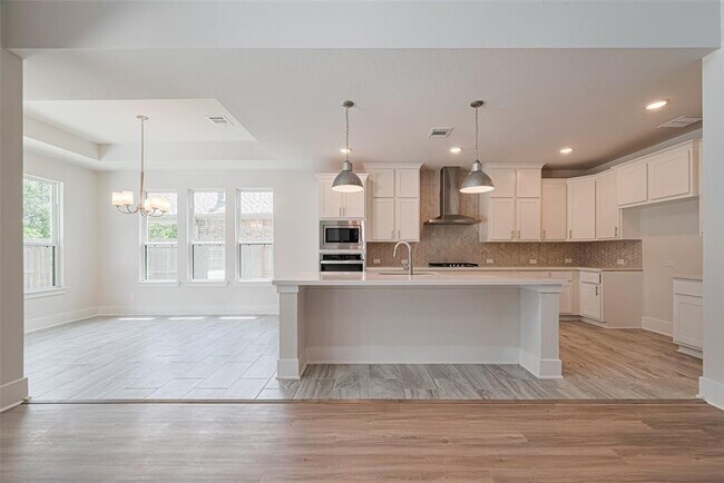 Building Photo - 23649 Silver Palm Trl