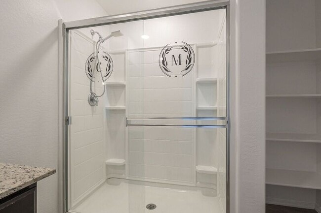 Building Photo - 1536 E Demain Dr