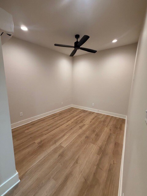 Building Photo - 14 Walnut St NE