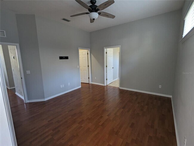 Building Photo - 8608 SW 77th Ave