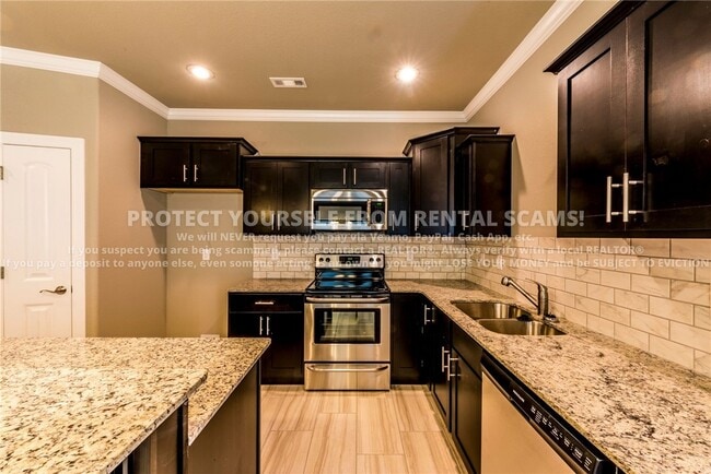 Building Photo - 4757 W Wales Dr