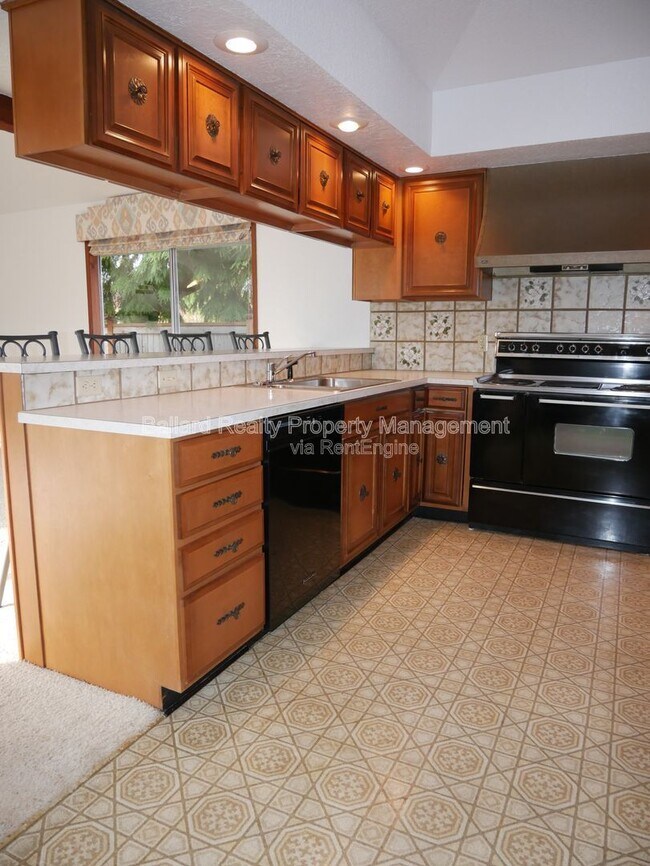 Building Photo - 8615 23rd Ave NW