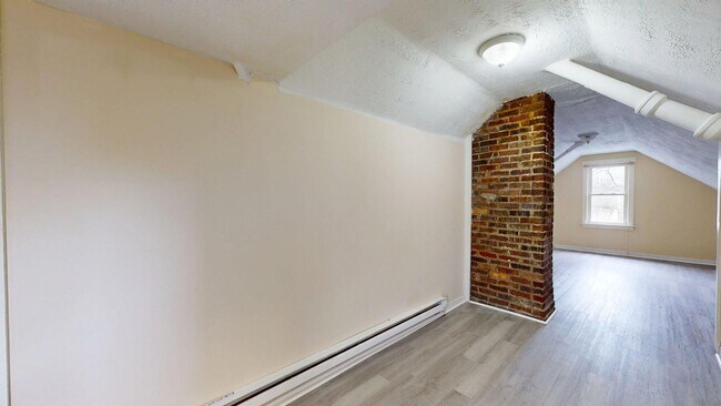 Building Photo - 2681 E 126th St