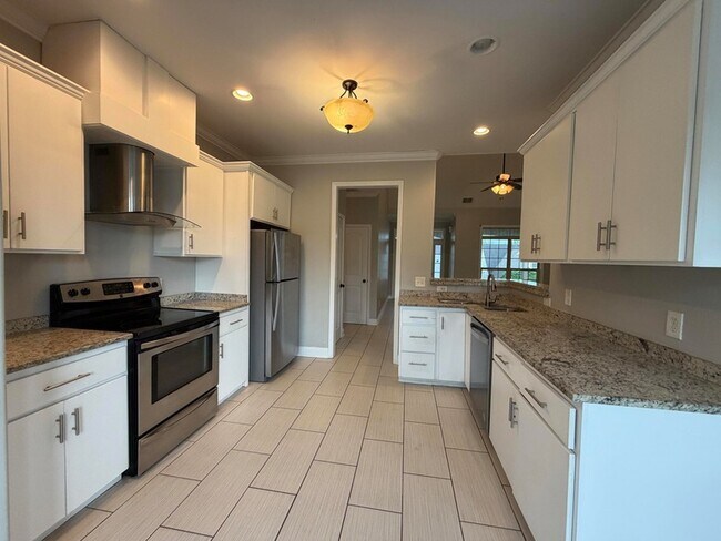 Building Photo - 5343 Asher Village Dr