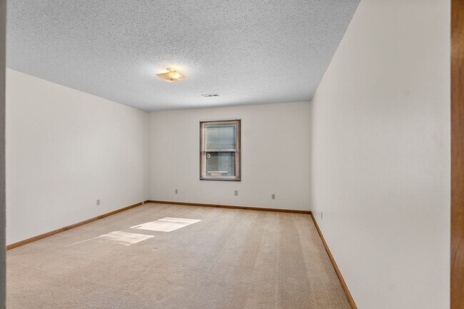 Building Photo - Stonebridge 3711/3713