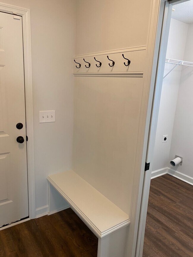 Building Photo - 3632 Kearsley St