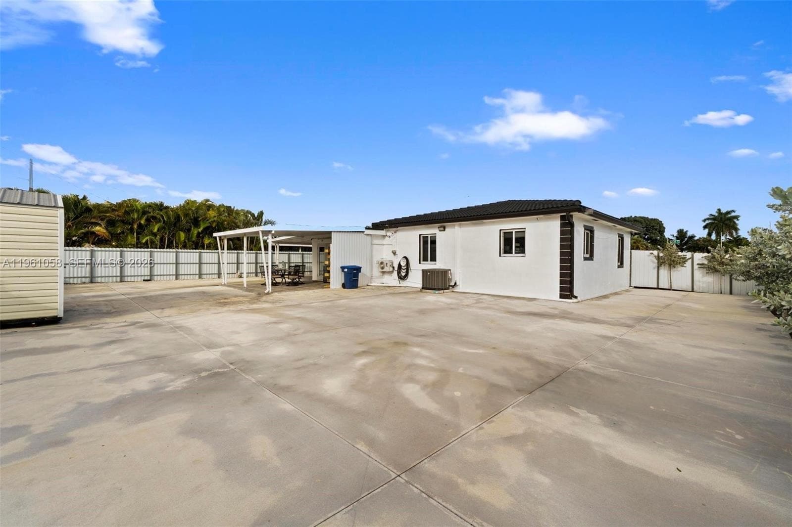 Building Photo - 8300 NW 35th Pl