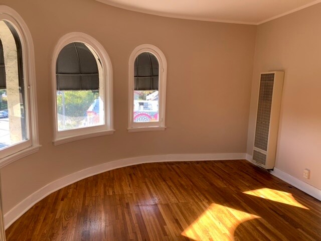 Building Photo - 1759 Hillhurst Ave