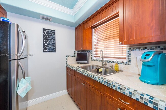 Building Photo - 8500 SW 109th Ave
