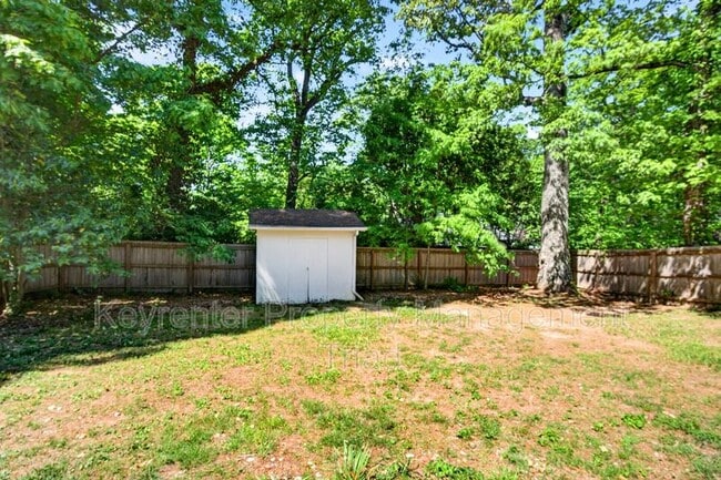 Building Photo - 3601 Normandy Rd