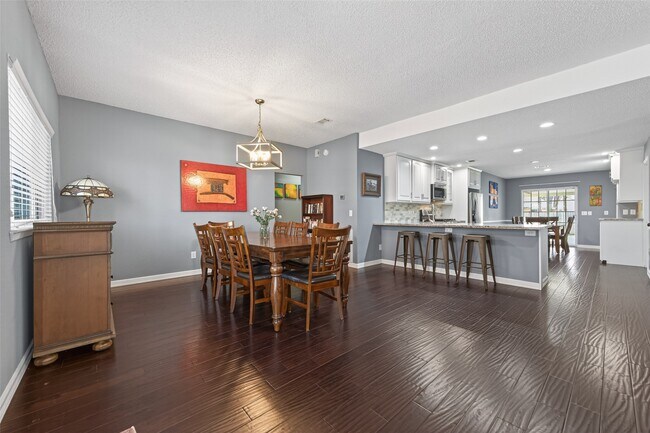 Building Photo - 35 Sheep Meadow Pl