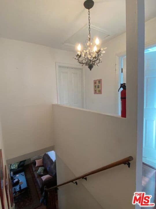 Building Photo - 1612 11th Pl