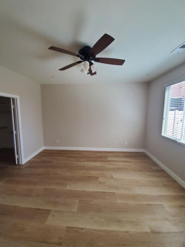 walk in closet with shelves - 31543 Mojave Rose Ct