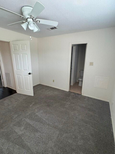 Building Photo - 8306 Oakhaven Rd