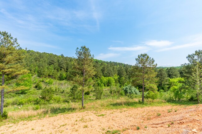 Building Photo - 672 Ridge Rd
