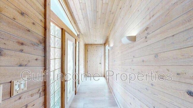 Building Photo - 2360 Riverwood Pines Dr