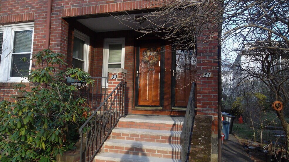 Front of House - 33 Greycliff Rd