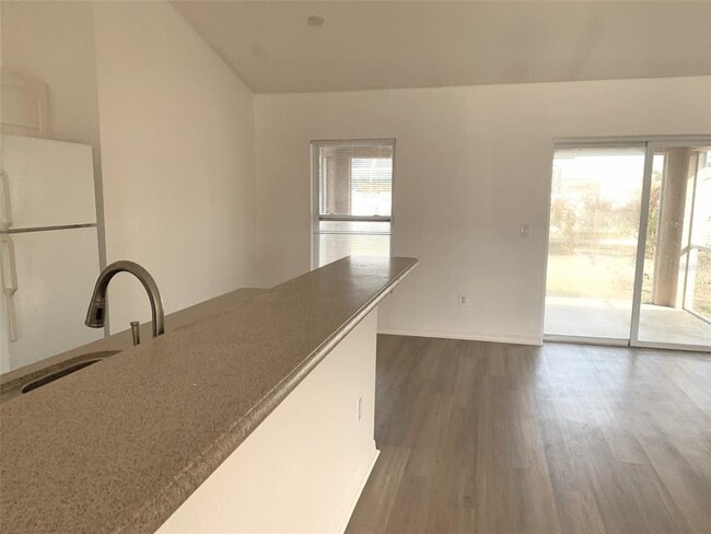 Building Photo - 12516 Willmington Blvd