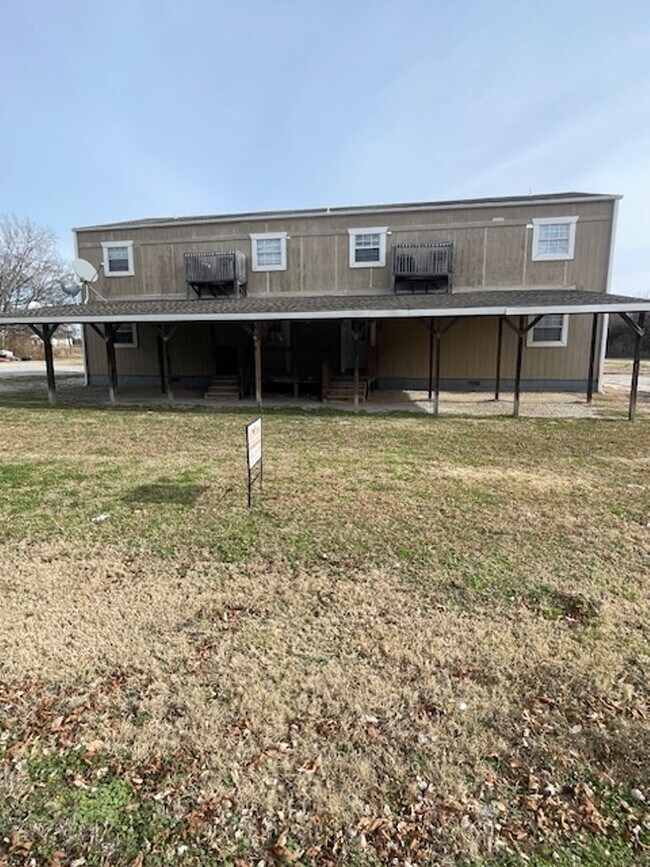 Primary Photo - 946-946 N Ross Pl