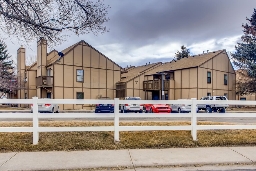 Building Photo - 225 E 8th Ave