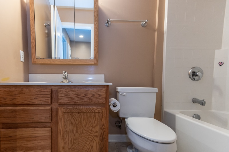 Building Photo - 127 Banksville Pl